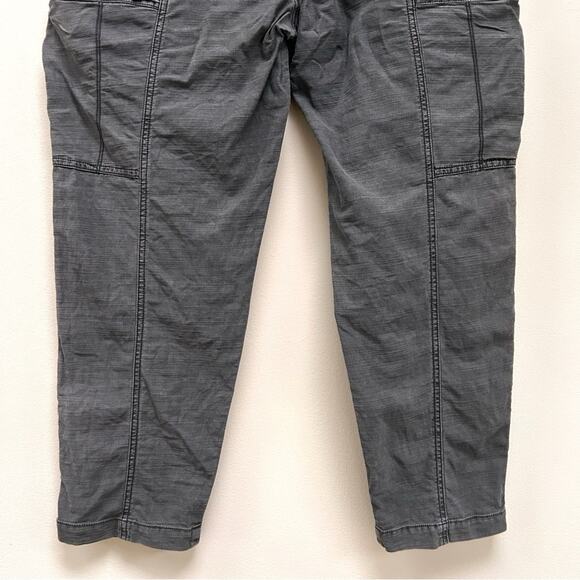 Anthropologie Angela Cropped Cargo Pants in Carbon Grey size 28 - Picture 9 of 13